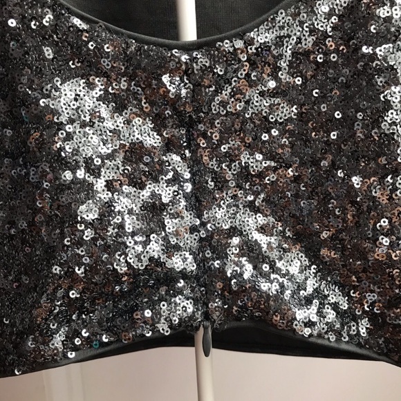 Forever 21 Gray Sequined Crop Top - Picture 4 of 5